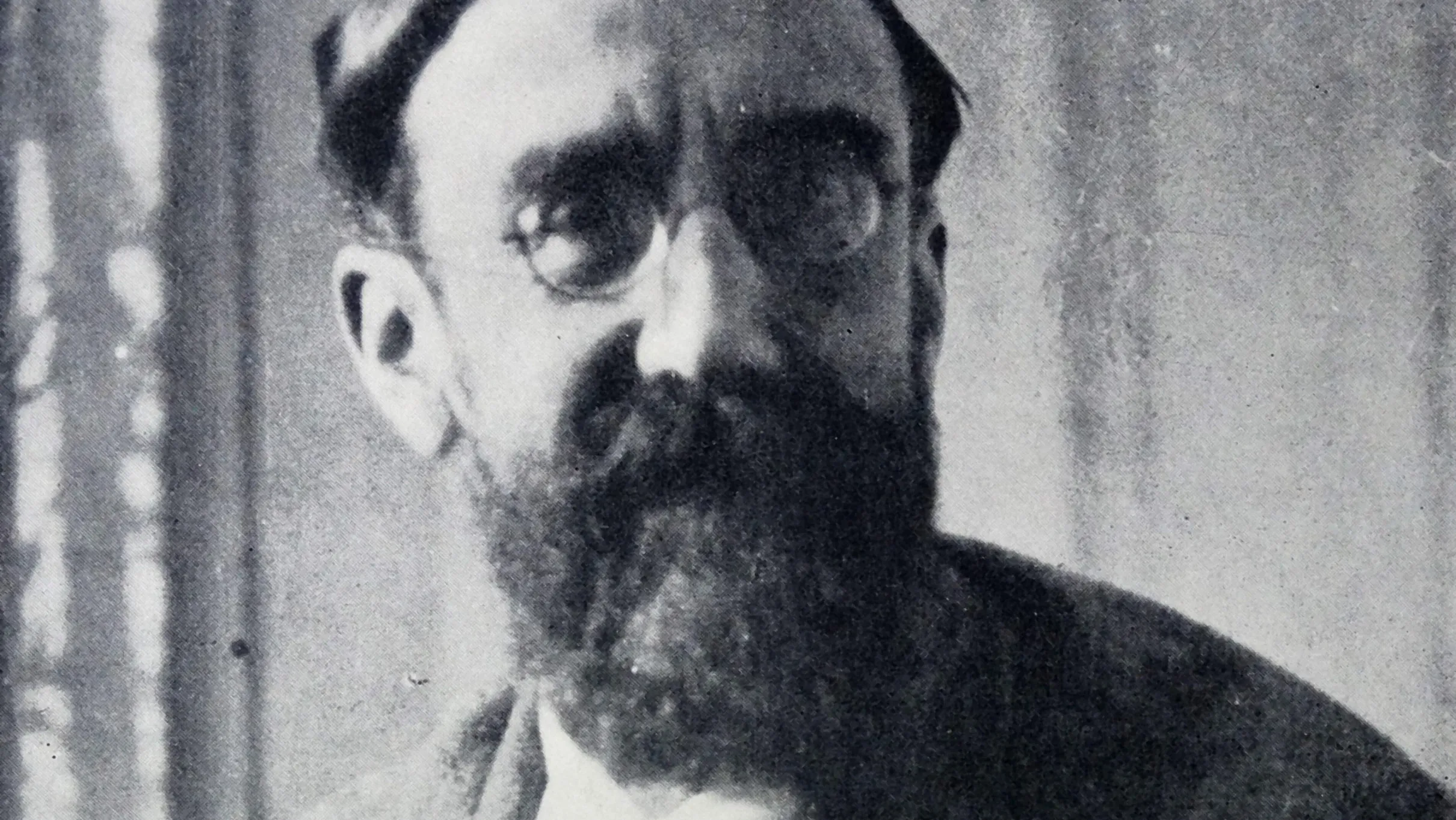 EX6TYC Giles Lytton Strachey 1880-1932. British writer and critic. founding member of the Bloomsbury Group and author of Eminent Victorians 1928