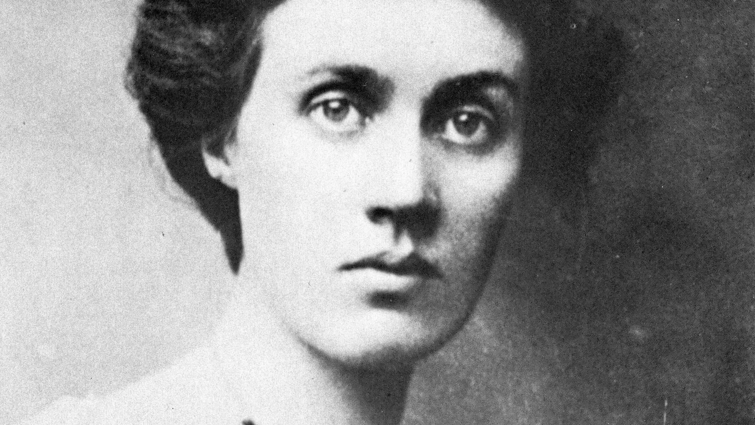 FFA4Y6 VANESSA STEPHEN BELL/n(1879-1961). English painter. Photographed before her marriage to Clive Bell.